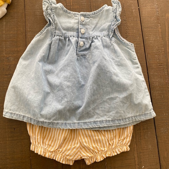 Carter’s spring bundle - Picture 5 of 7